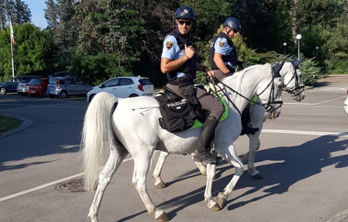 Policist konjenik v Ankaranu, 11. 7. 2025