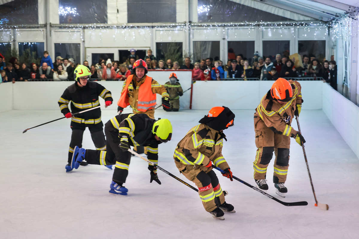 Dobrodelni gasilski hokej 2