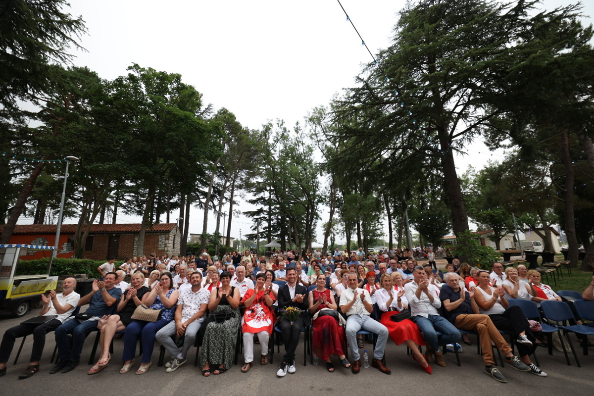 Občinski praznik 24 03