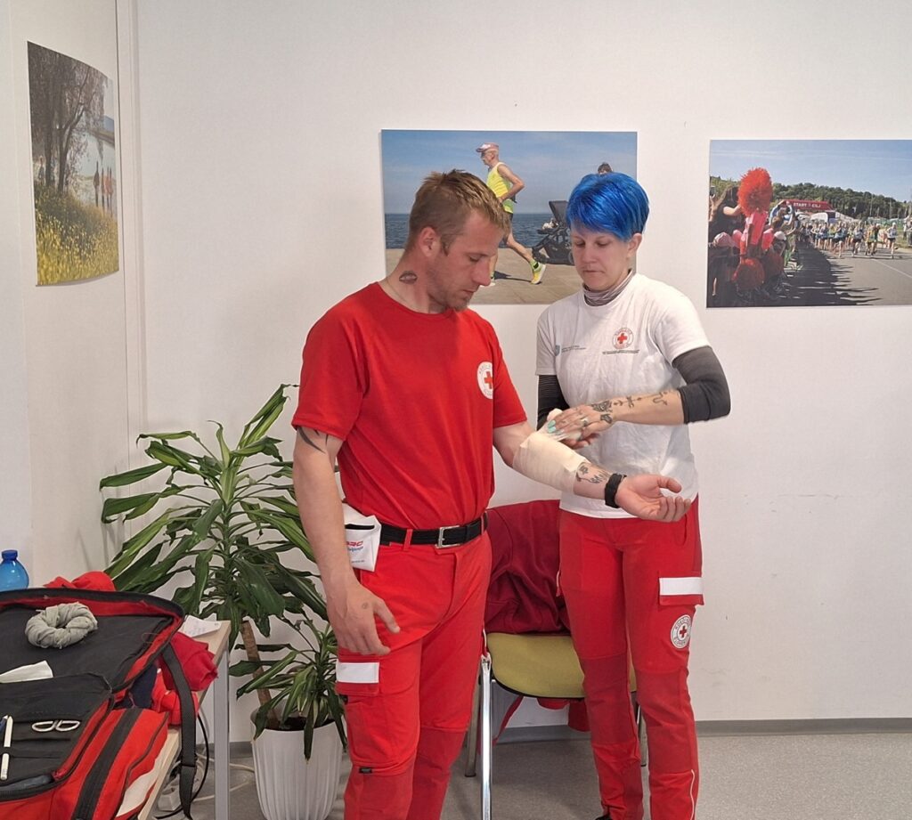 Prvi posredovalci Tara in Matej MSA