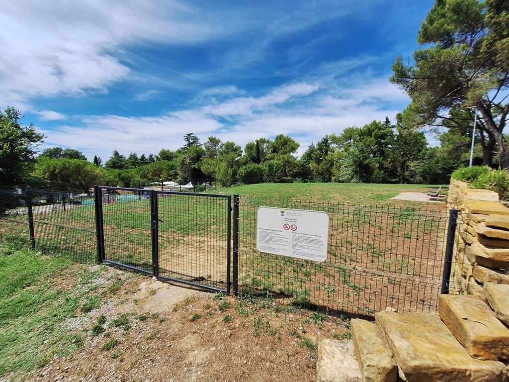 pasje igrišče nova ograja avg 2025