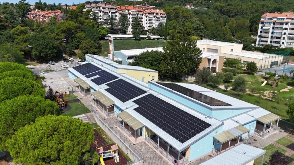 Sončna elektrarna vrtec Ankaran 3