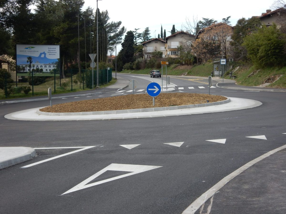 Krožišče center - Jadranska c.