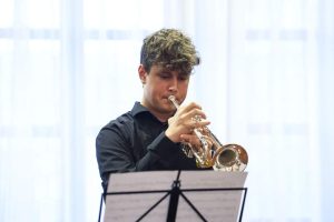 Vasja Zorman Vončina studia per diventare musicista professionista a Graz