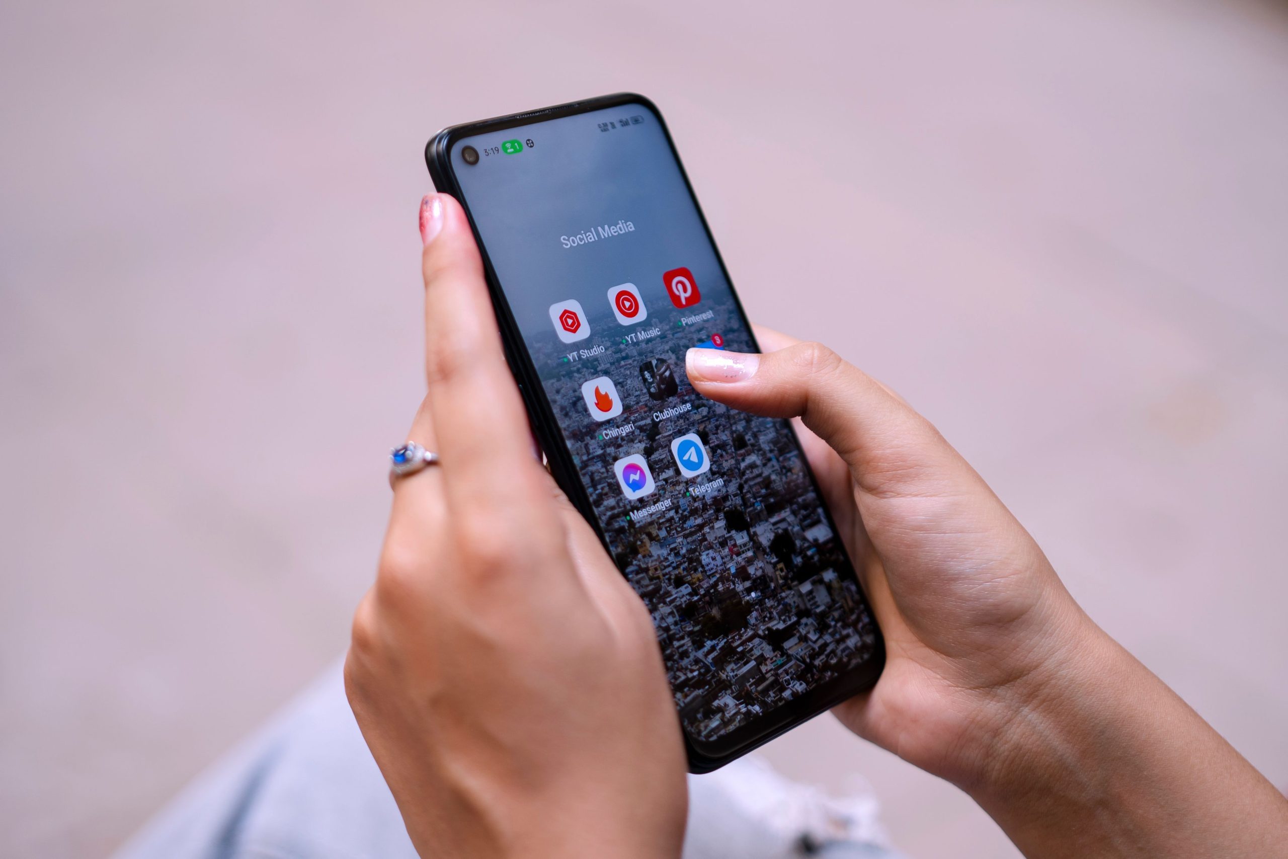 Brezplačno digitalno usposabljanje upravljanja s pametnim telefonom