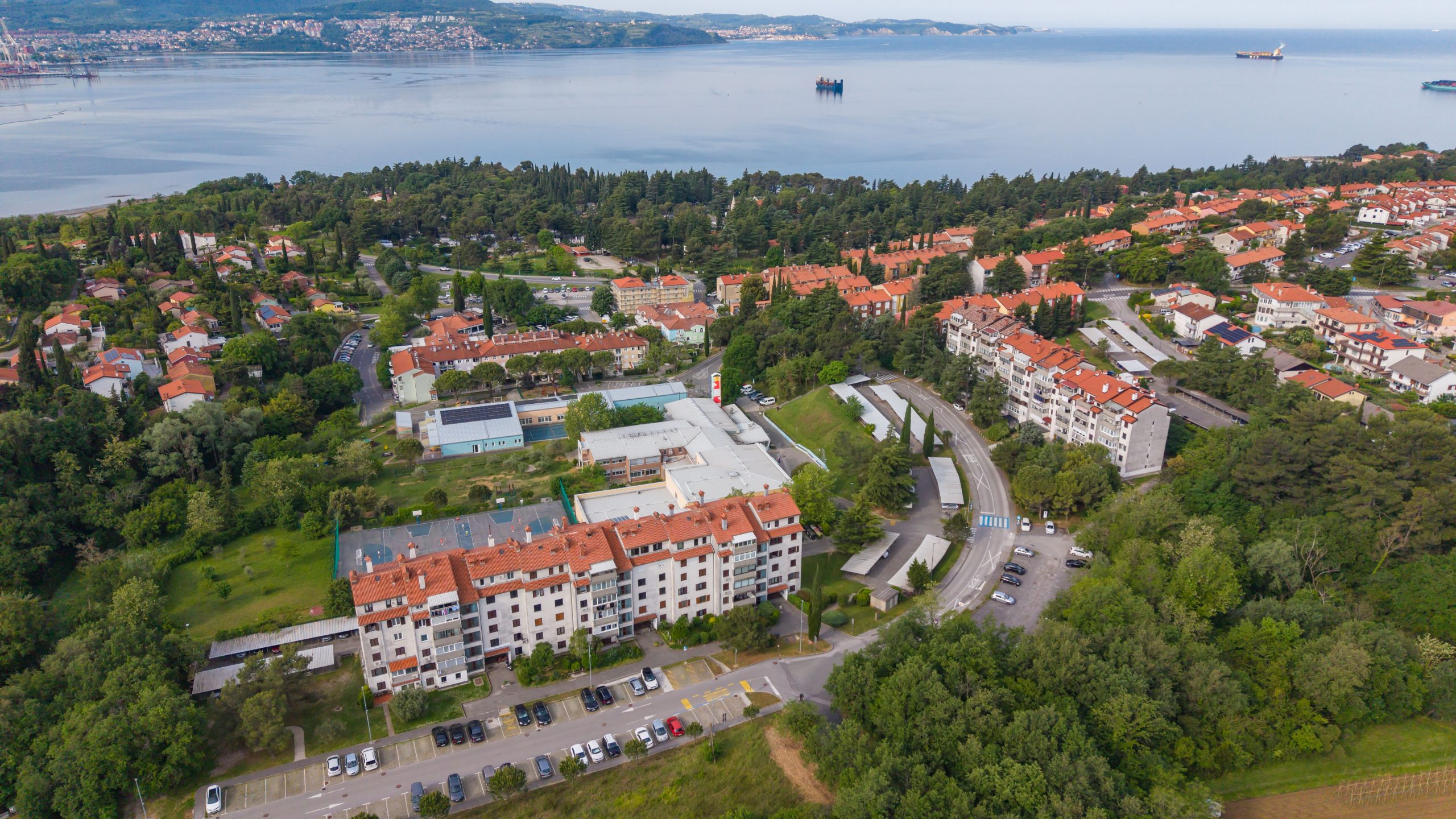 Protipoplavni ukrepi bodo zagotavljali, da na območju OŠV Ankaran in delu centra naselja ne bo prihajalo do poplavljanja. (Foto: Tomaž Primožič/FPA)