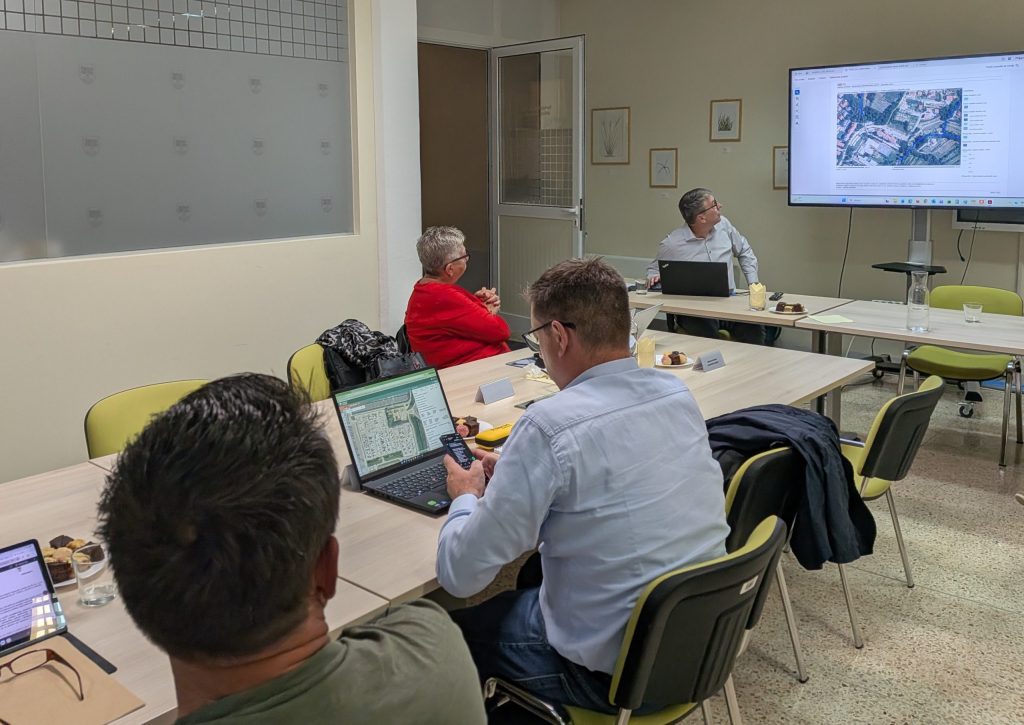 S sprejetimi odločitvami je občinski svet zagotovil pomembne podlage za nadaljnje urejanje medobčinskih razmerij, izboljšanje komunalne infrastrukture, večjo poplavno varnost in razvoj turizma, ki upošteva tudi potrebe lokalnega prebivalstva. (Foto: Občina Ankaran)